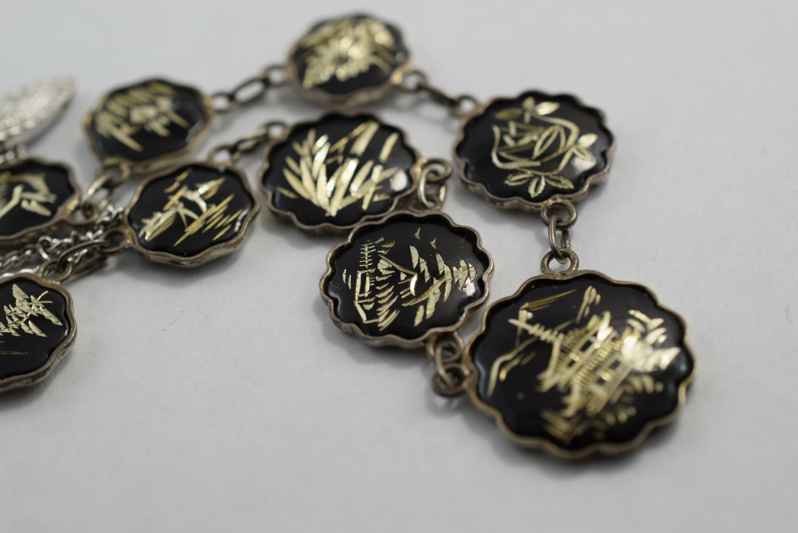 Etched apanese Sterling Silver Necklace Enamel 1940's Vintage Lot # KN 223 (1 of 5)