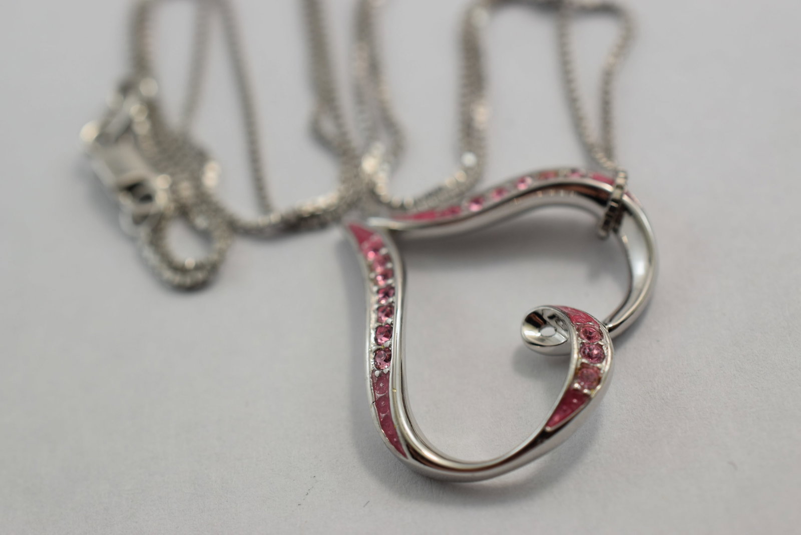 Heart Rhinestone Pink Sterling Silver 925 Necklace 18" Vintage Lot # KN 252: Heart Rhinestone Pink Sterling Silver 925 Necklace 18" Vintage Pendant 1"