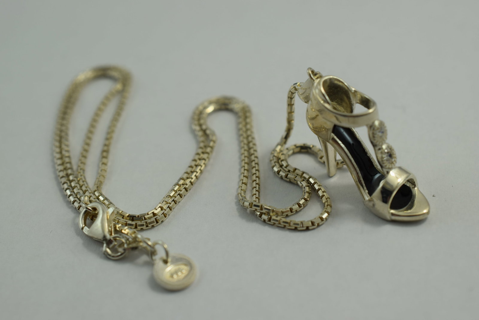 Metal Smiths Sterling Silver 925 18" Box Chain High Heel 1" Shoe Pendant Vintage Lot # KN 275 (1 of 5)