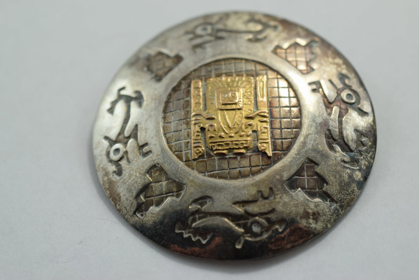 Pictorial Mayan Sterling Silver 925 HUGE Brooch Pin Vintage Lot # KN 287: Pictorial Mayan Sterling Silver 925 HUGE Brooch Pin Vintage 1 7/8"