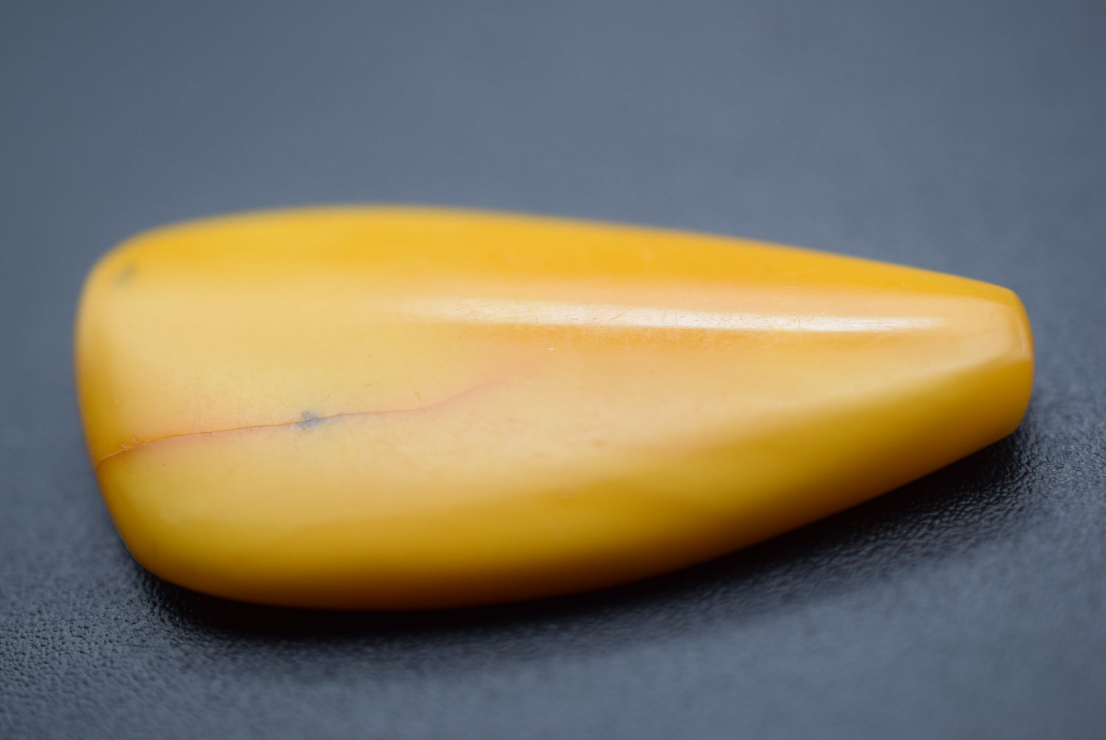 Egg Yolk Baltic Old Amber Genuine Lot# BE 341 (1 of 3)
