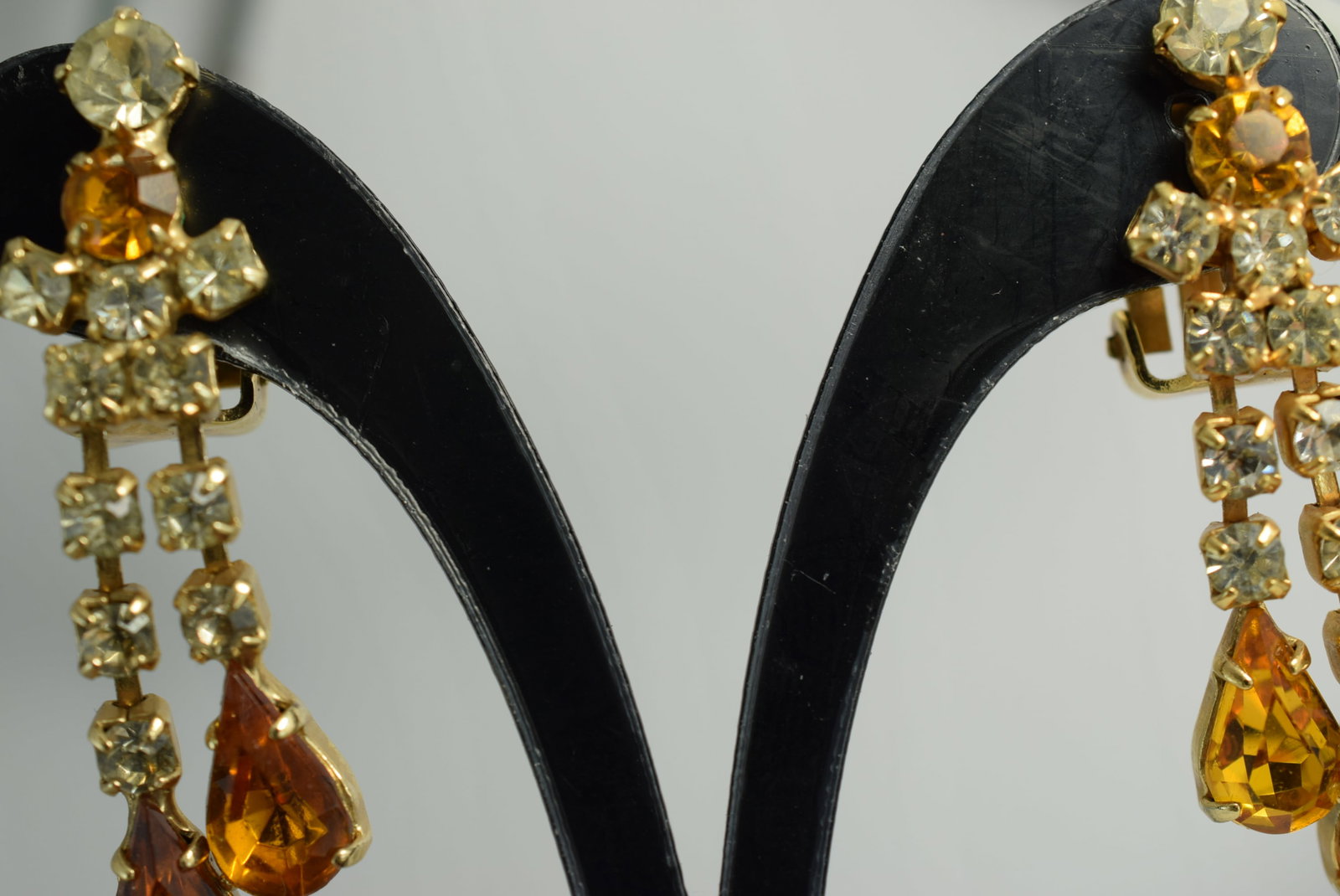 Rhinestone Dangle Clip Earrings 1 5/8" Vintage Lot # KN 360: Rhinestone Dangle Clip Earrings 1 5/8" Vintage