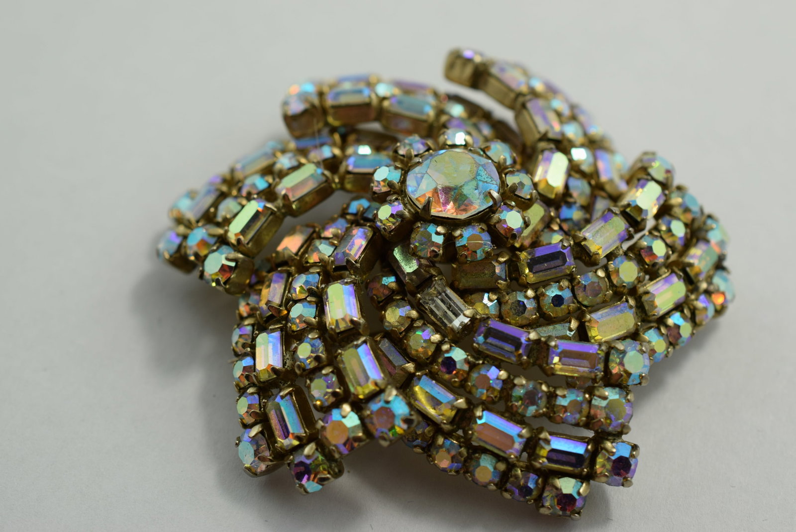 Sherman Brooch 2 1/4" Rhienstone 1940's Signed Vintage Lot # KN 366 (1 of 4)