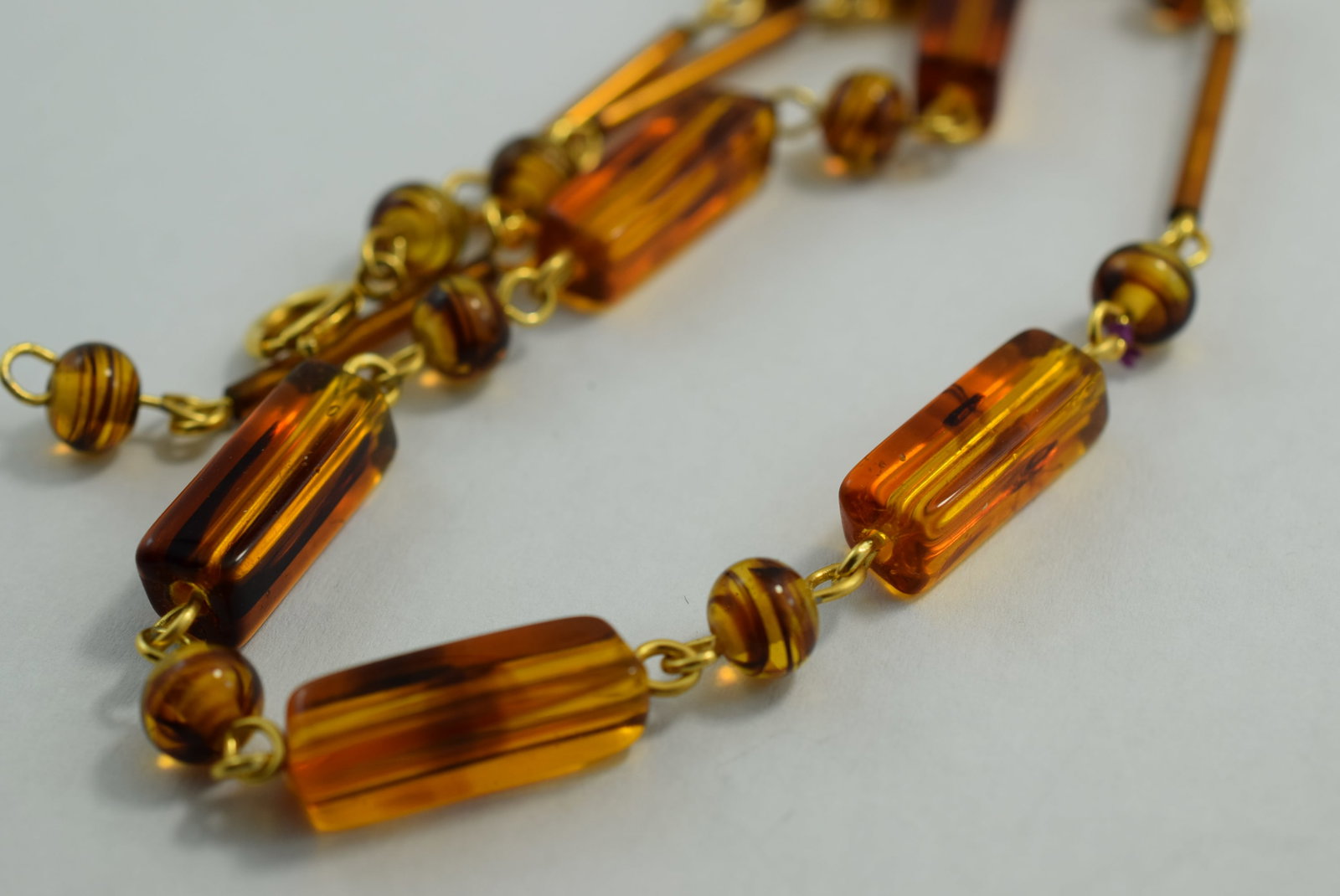 Amber Color 14 1/2" Necklace 1940's Vintage Lot # KN 385 (1 of 3)