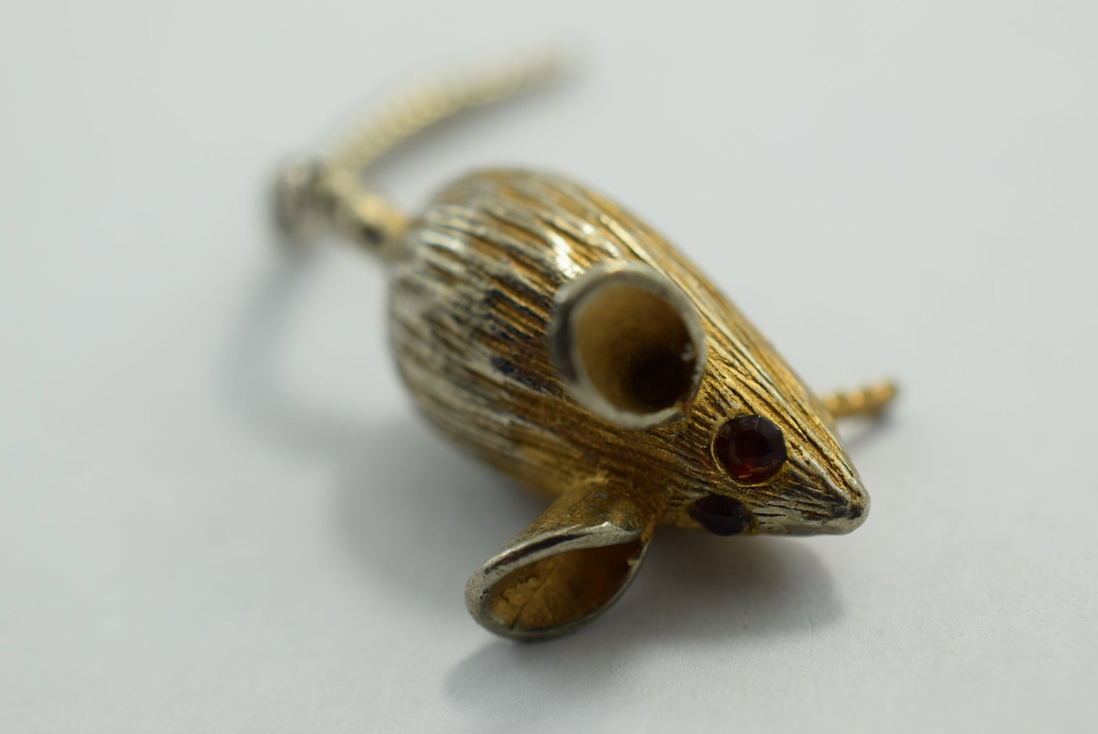 Mouse Rhinestone Pin 1" plus moveable tail Vintage Lot # KN 409 (1 of 3)