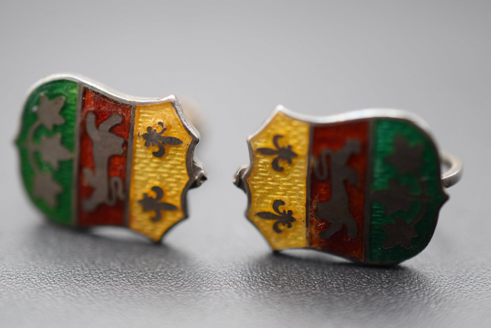 Enamel Hudson Bay Colors Sterling Enamel Lion Crest Screwback Earrings Vintage 1940's Lot EH 421 (1 of 3)