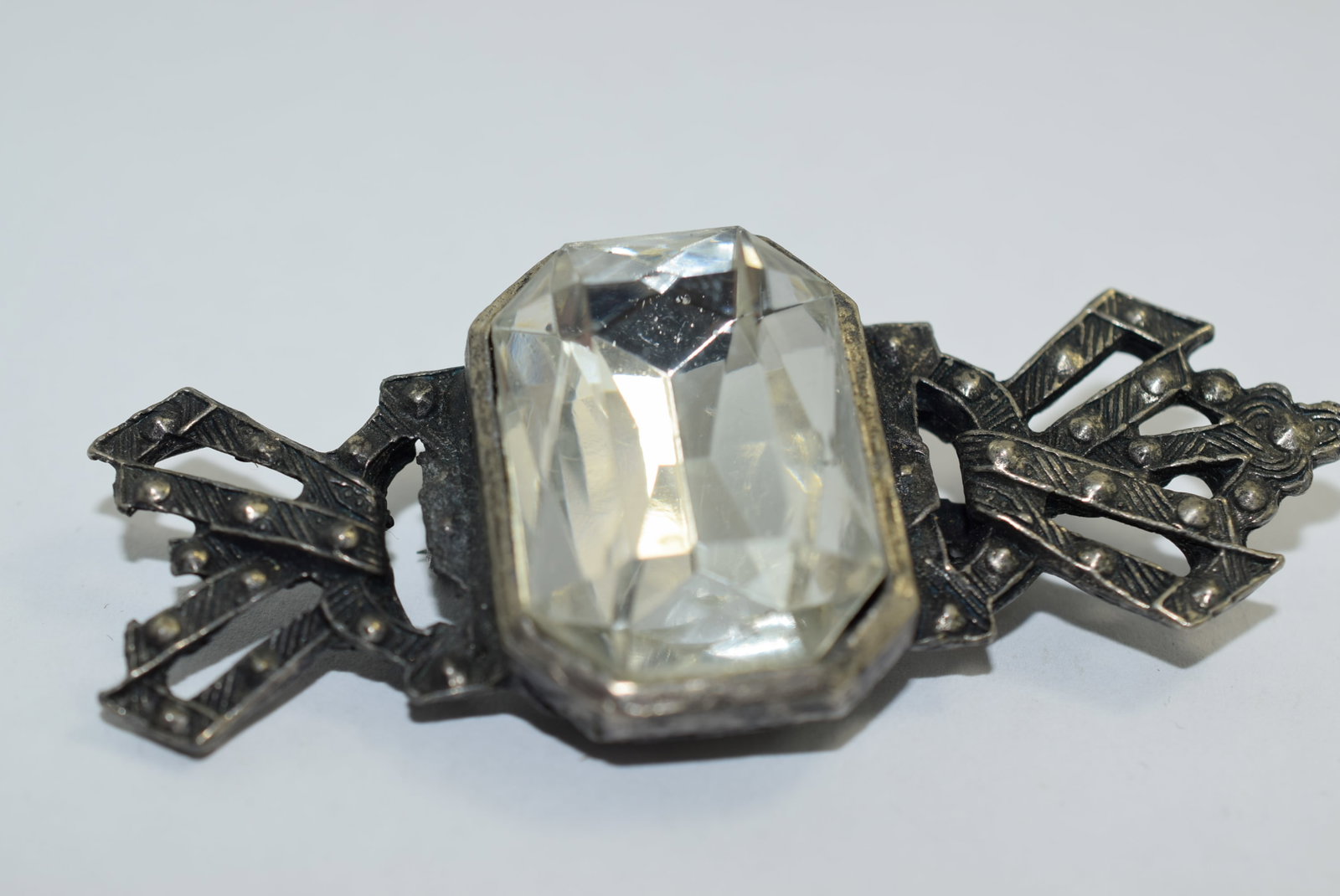 Rhinestone Brooch Pin 1950's 2 3/4" Vintage Lot # KN 445: Rhinestone Brooch Pin 1950's 2 3/4" Vintage One end broken