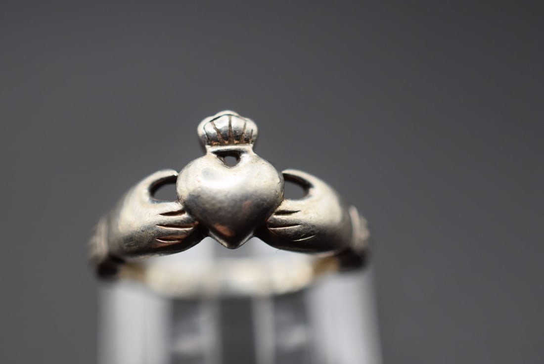 Claddah Ring Vintage Sterling Size 5 Lot HK 453: Claddah Ring Vintage Sterling Size 5