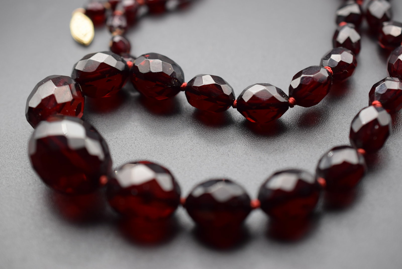 14KT Gold Cherry Amber Faceted Graduated 27 grams Vintage Necklace Lot EH 558 (1 of 3)