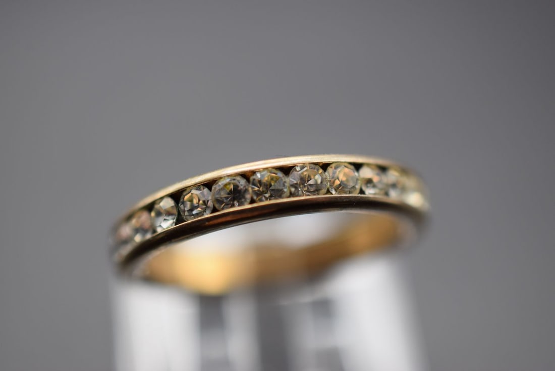 cz band 1970's Ring Vintage Lot HK 597: 1970's Ring Vintage