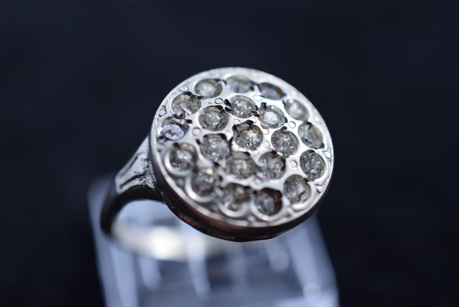 Sterling Rhinestone Old Ring Size 7 Vintage Lot # KN 613: Sterling Rhinestone Old Ring Size 7 Vintage signed inside Sterling Top