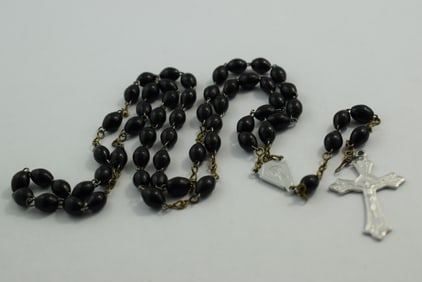 Old Rosary 1940's Hanging Length 17" Vintage Lot # KN 653: Old Rosary 1940's Hanging Length 17" Vintage