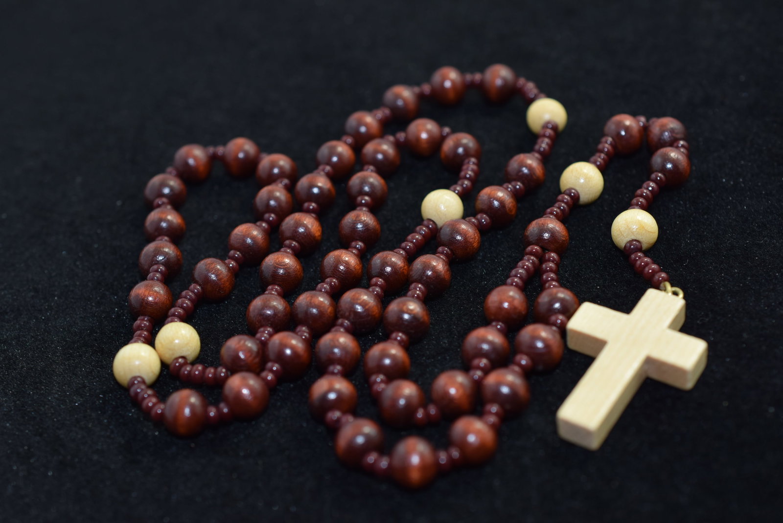 Wood Rosary Hanging Length 17" Vintage Lot # KN 658 (1 of 2)
