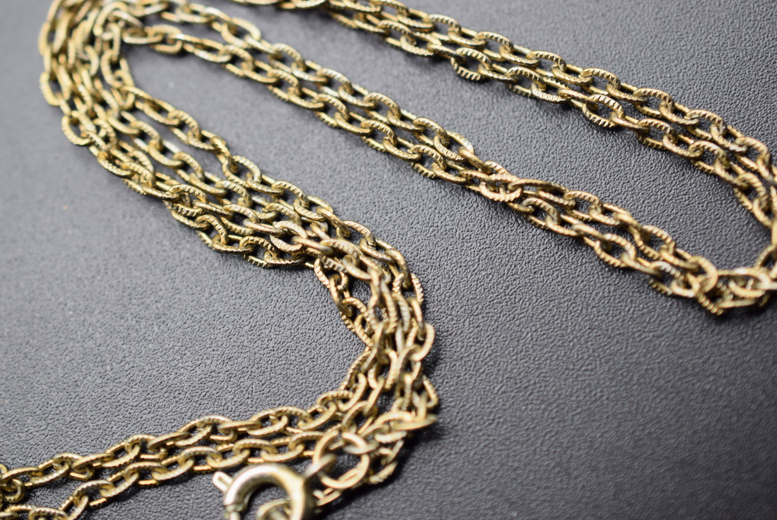 Detailed Old Chain Necklace Vintage Lot HK 695 (1 of 2)