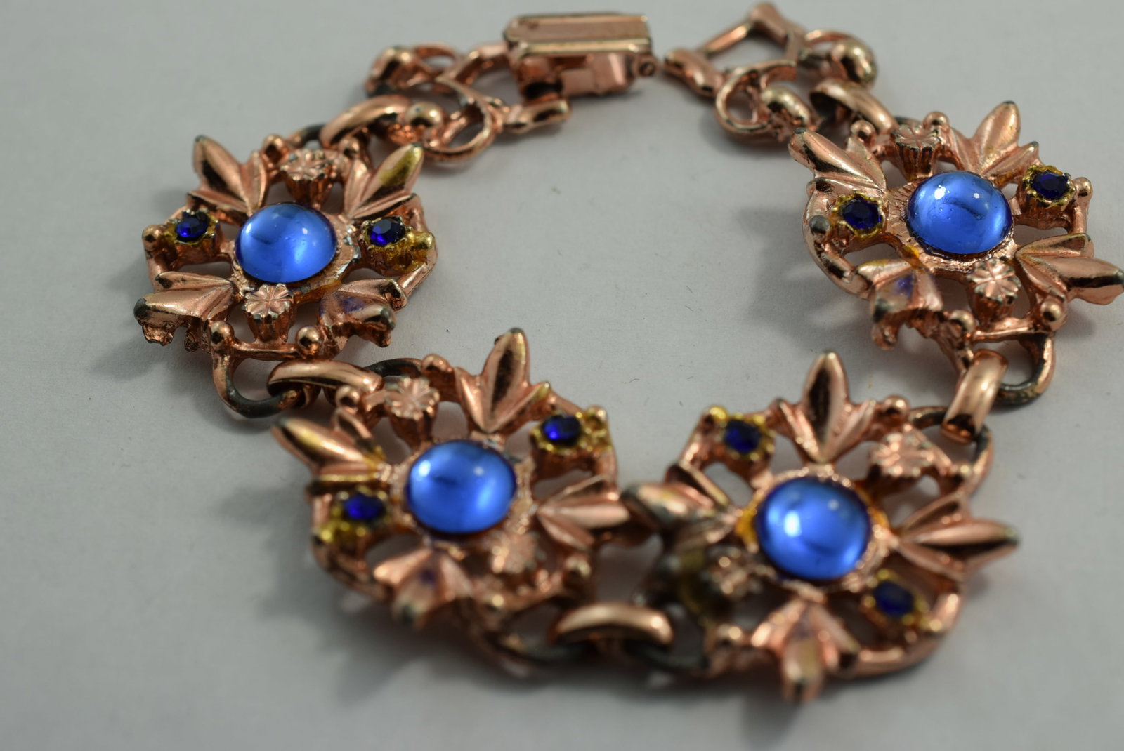 Rose Gold Color Cabochon Bracelet 1940's 7 1/4" Vintage Lot # KN 707: Rose Gold Color Cabochon Bracelet 1940's 7 1/4" Vintage