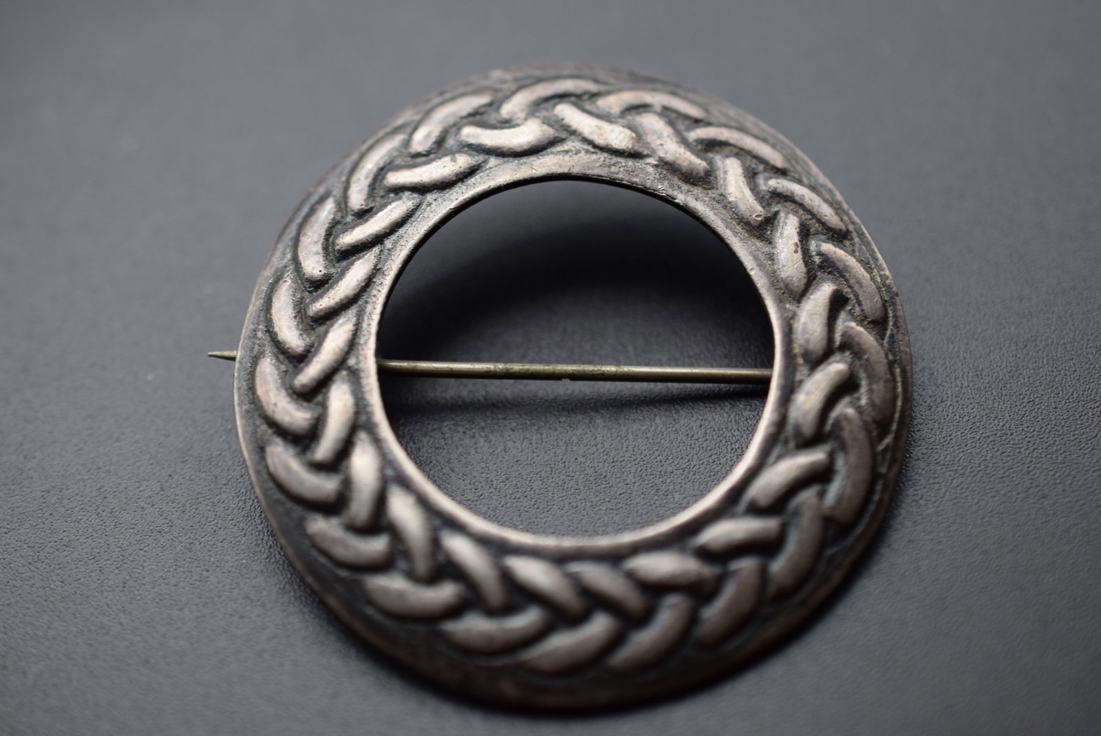 Edwardian Celtic Weave OLD OLD Brooch Pin Sterling Hallmarked lot EH 710 (1 of 3)