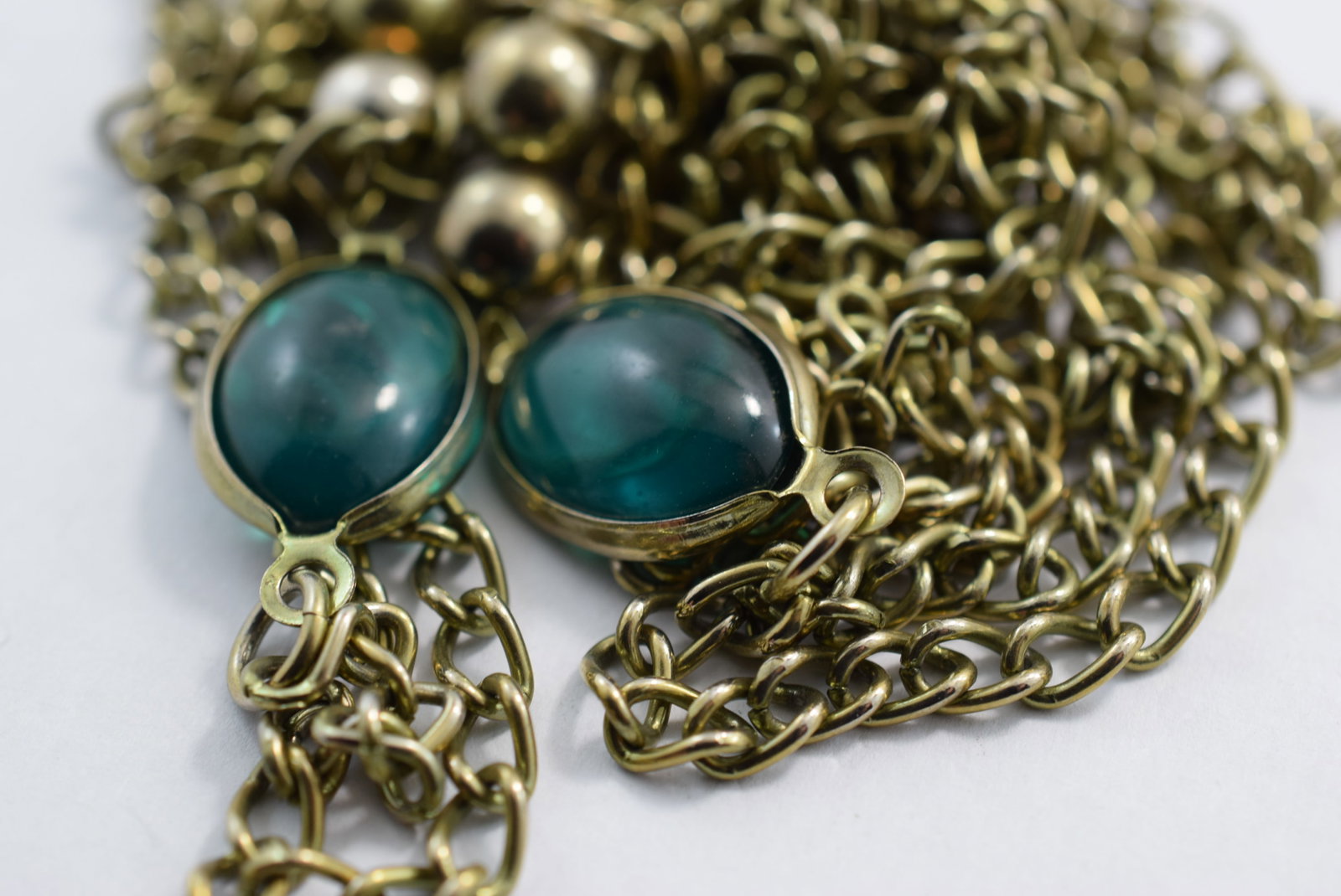 43" Double Strand Green Glass Necklace Vintage Lot # KN 746 (1 of 4)