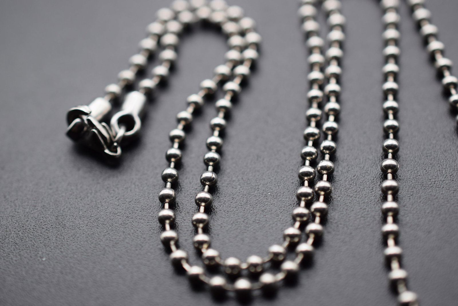 Dog Tag Necklace Chain Stainess 17" Lot EH 806: Dog Tag Necklace Chain Stainess 17"
