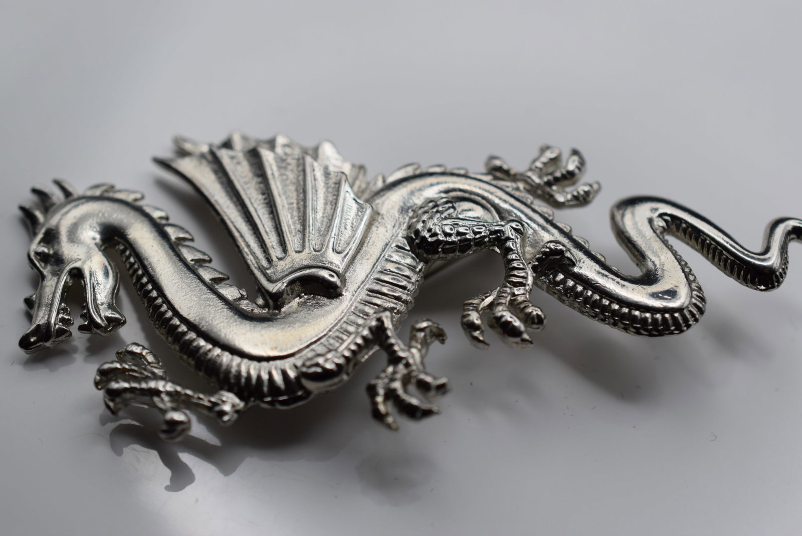 Brooch Vintage Dragon Lot HK 876 (1 of 2)
