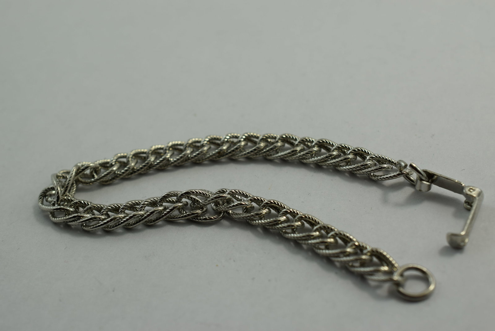 Chain Link Bracelet Vintage Lot # KN 916 (1 of 2)