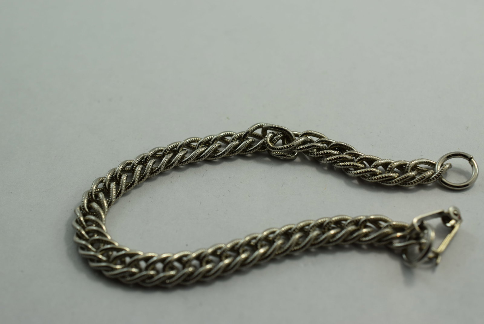 Chain Link Nicely Etched Bracelet Vintage Lot # KN 941: Chain Link Nicely Etched Bracelet Vintage 7 7/8"