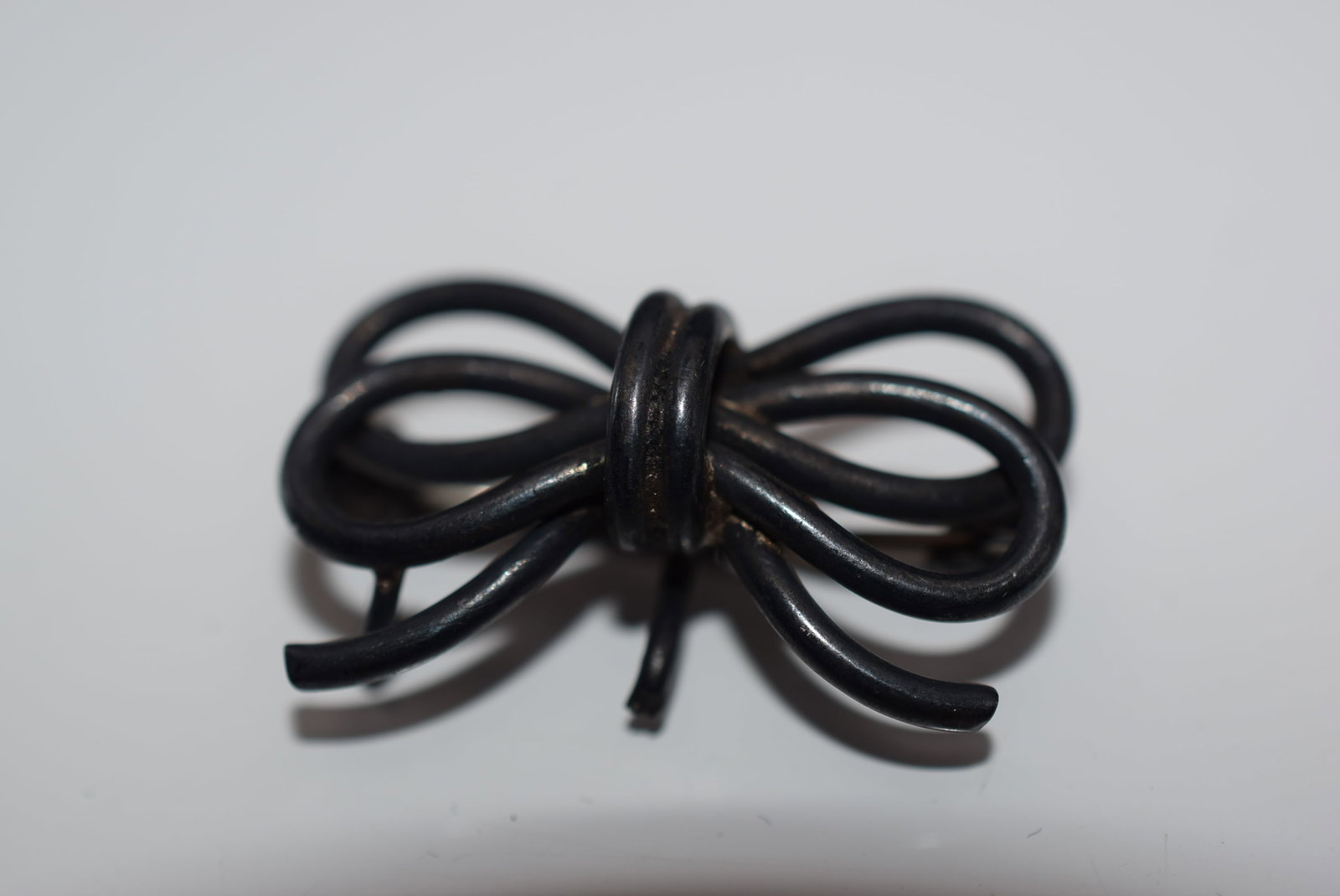 Brooch Vintage Scatter Bow Brooch 1930's Lot HK 959 (1 of 2)