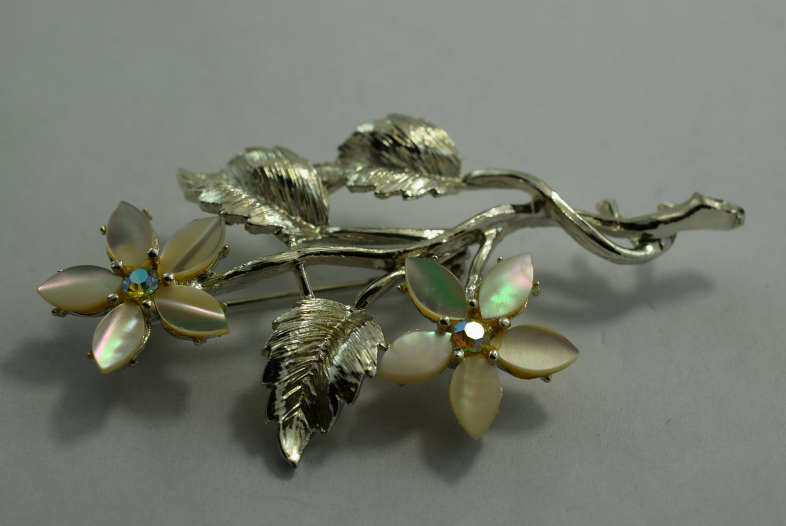 Coro Signed Mother of Pearl 1940's Signed Flower Brooch Pin 3 1/4" Vintage Lot # KN 995 (1 of 2)