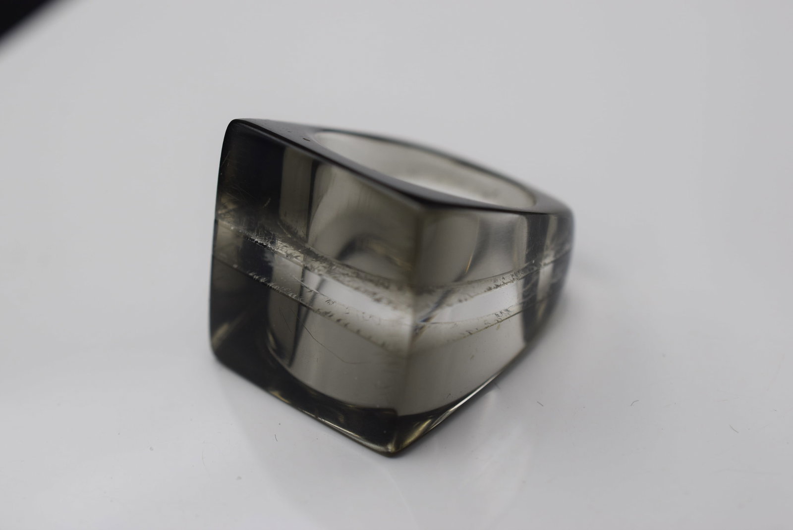 Striped Vintage Smoke Plastics Resin Massive Ring Size 6.5 Lot EH 1000 (1 of 3)