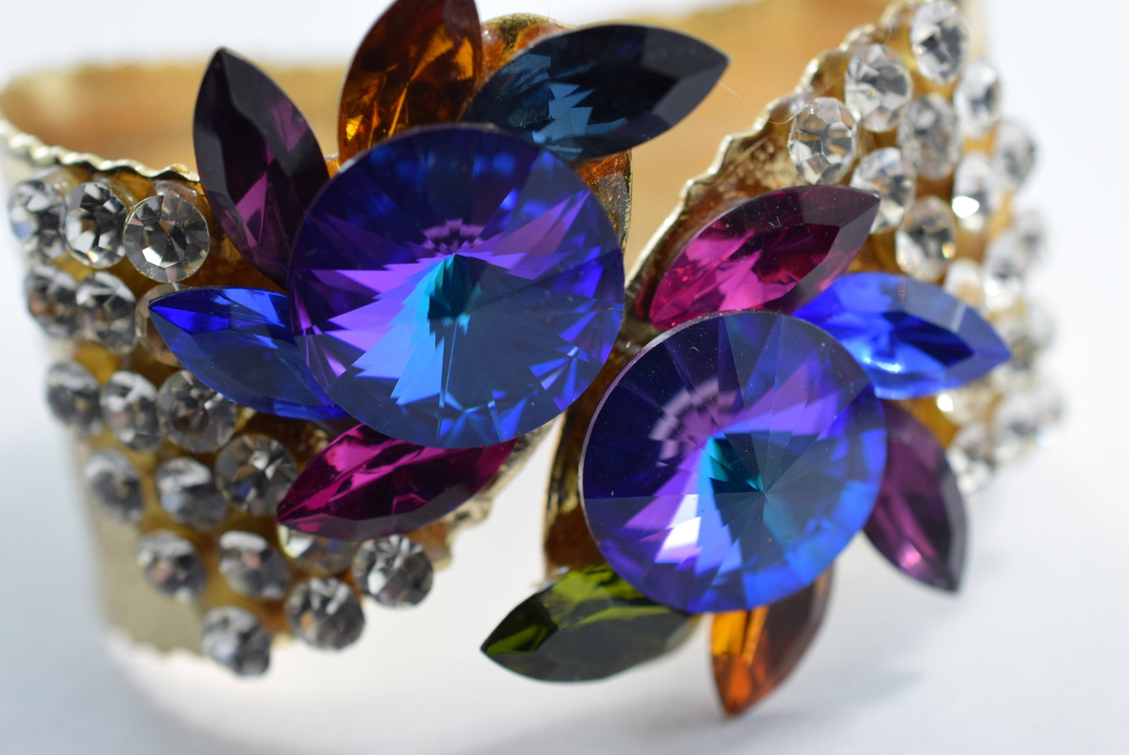 Superb Hinged Rhinestone Rivoli Volcano Bracelet Cuff Vintage Lot # KN 1004 (1 of 3)