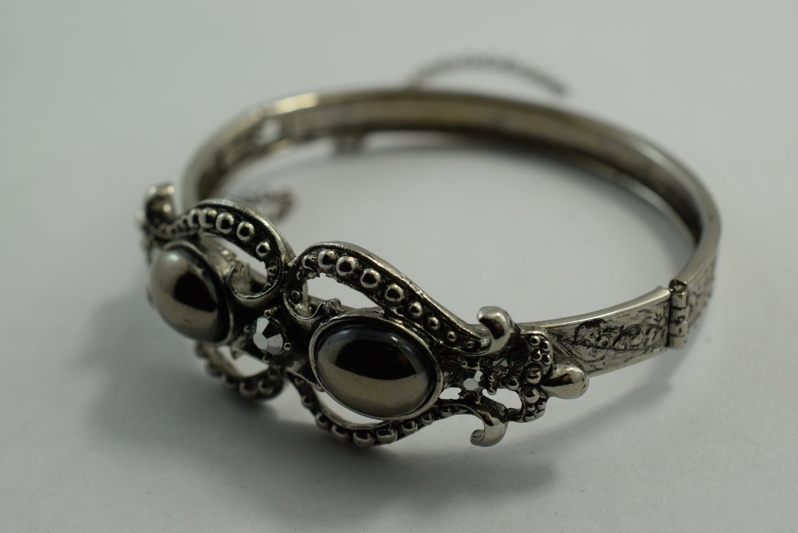 Hematite Hinged Clamper Bracelet 1950's Vintage Lot # KN 1026 (1 of 2)