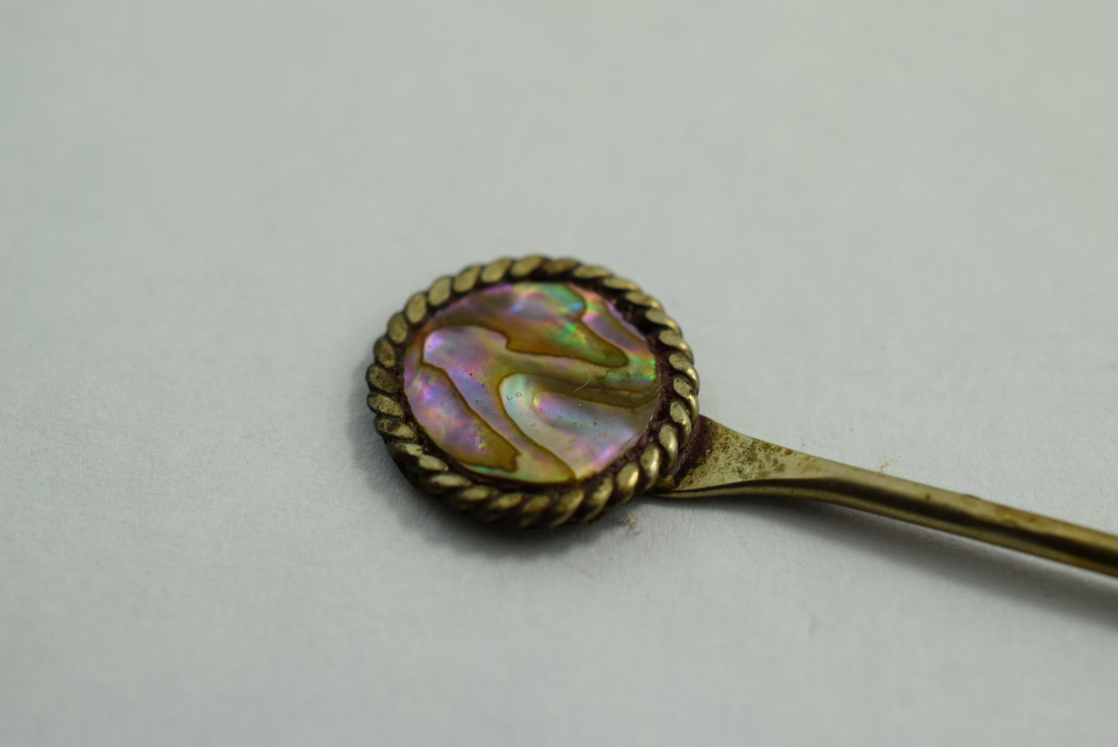 Old Martini fork Charcuterie Abalone 3 7/8" Vintage Lot # KN 1048: Old Martini fork Charcuterie Abalone 3 7/8" Vintage