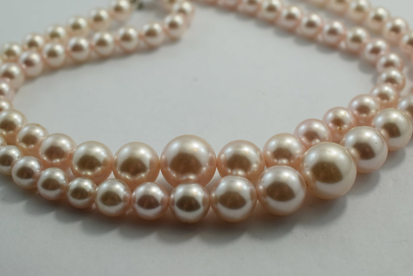 Pink Faux Pearl Necklace Double Strand 17" Necklace Vintage Lot # KN 1053 (1 of 3)