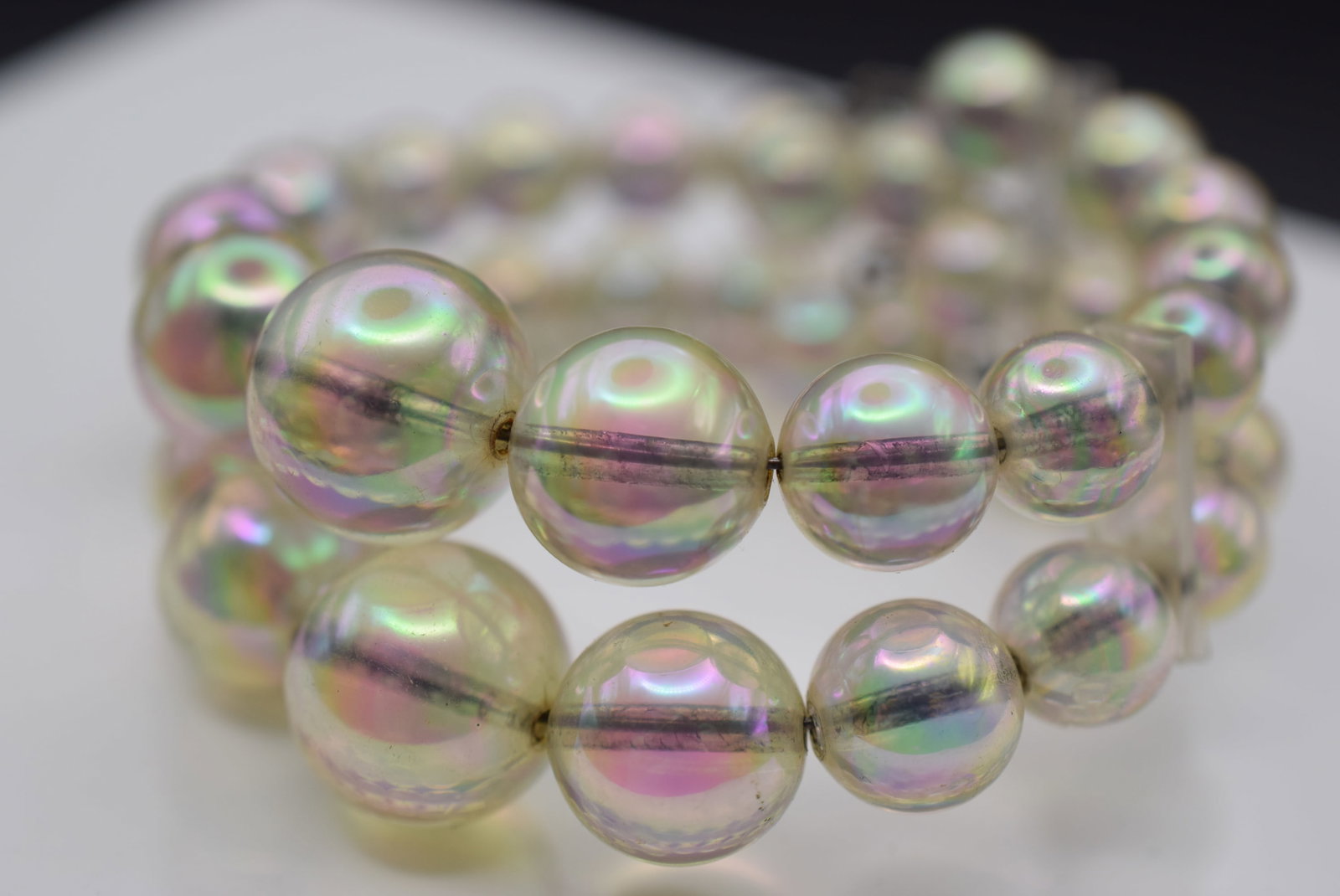 Irridescent Memory Wired 1950's Bracelet Lot HK 1129 (1 of 2)