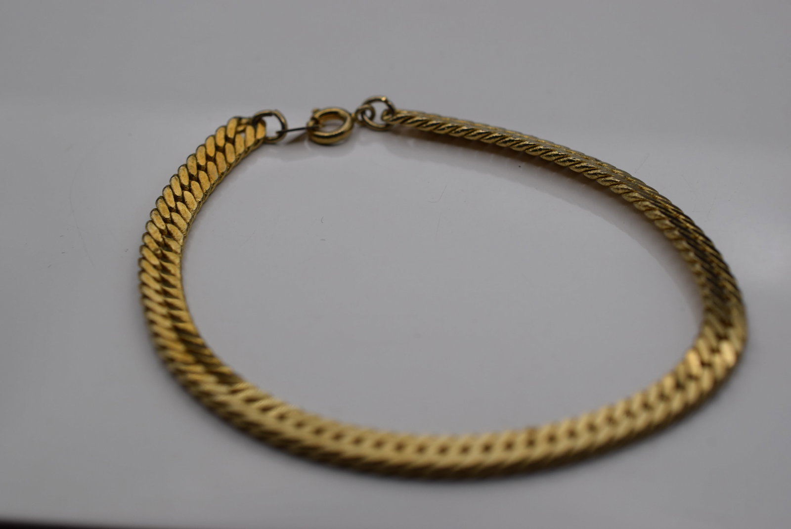 Flat Link Bracelet 1970's Vintage Lot HK 1226 (1 of 2)