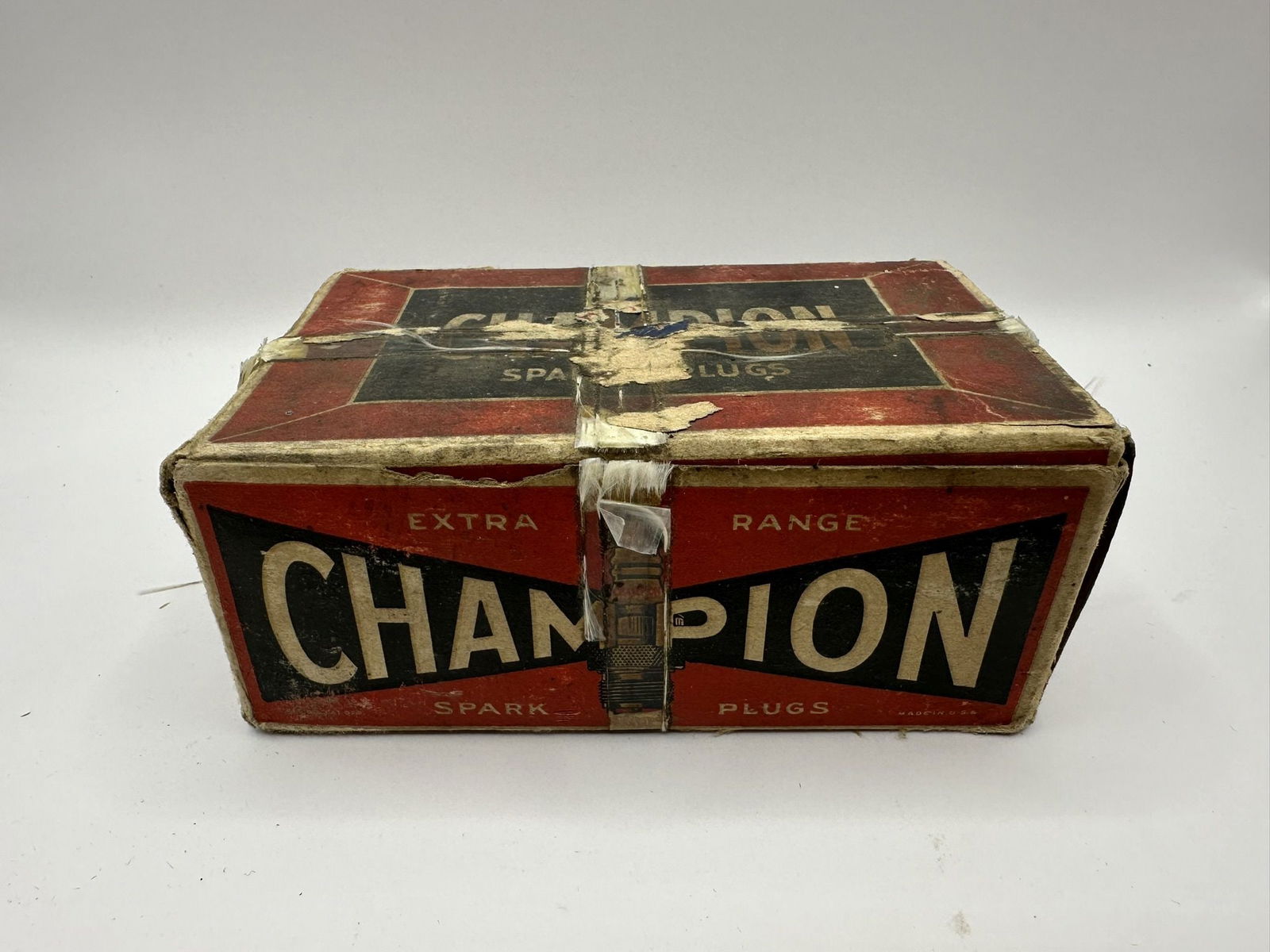 Champion Red Spark Plugs Full Box (1 of 4)