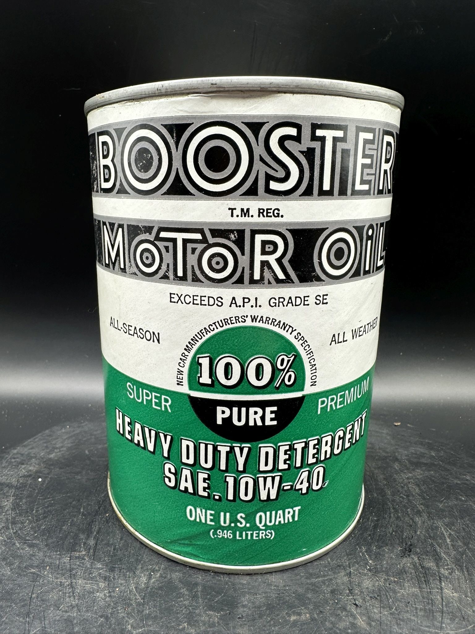 Green Booster Quart: Composite, full, slight ding at lid, great condition