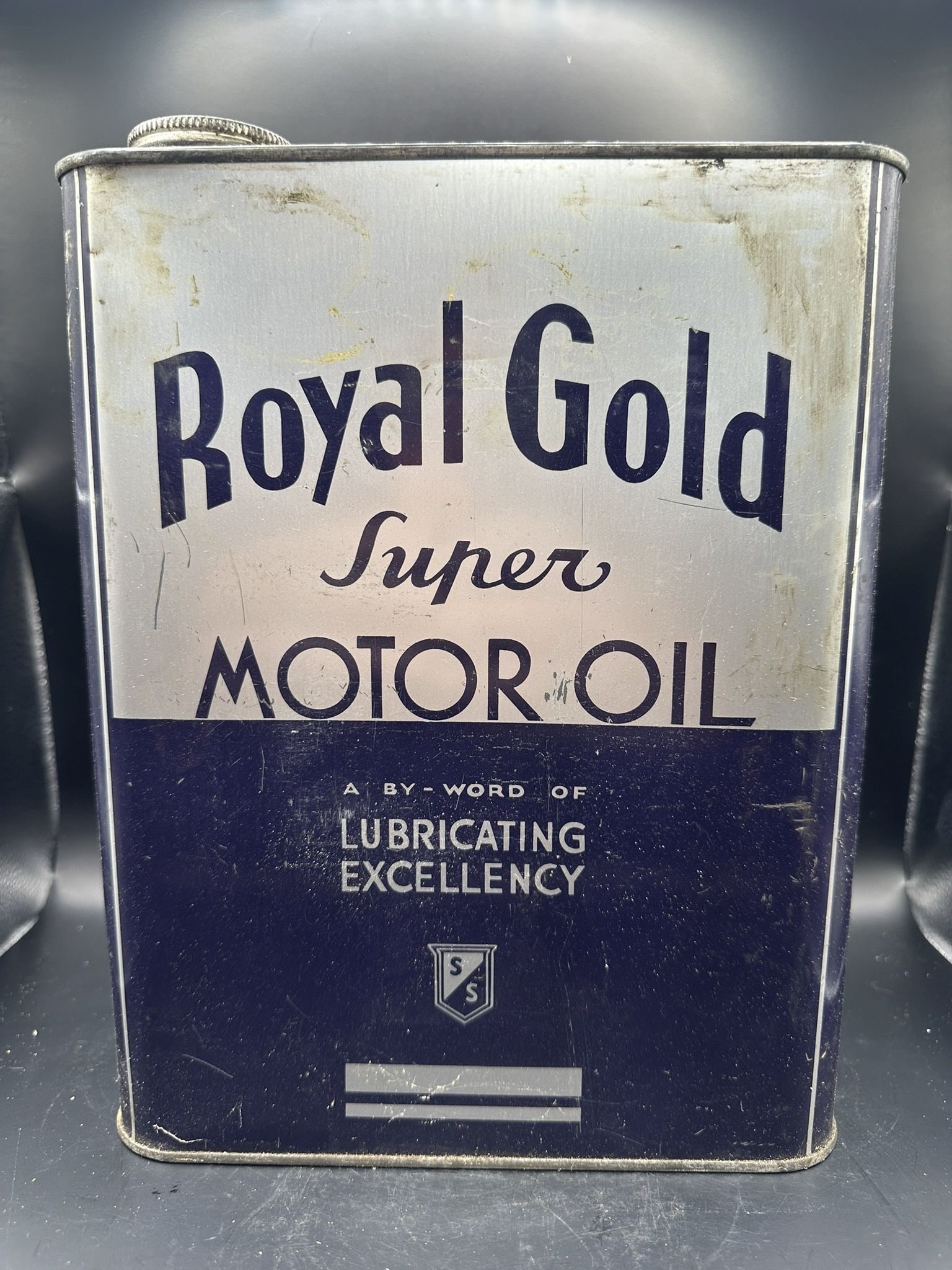 Royal Gold Two Gallon: Some scratching, will clean up, empty