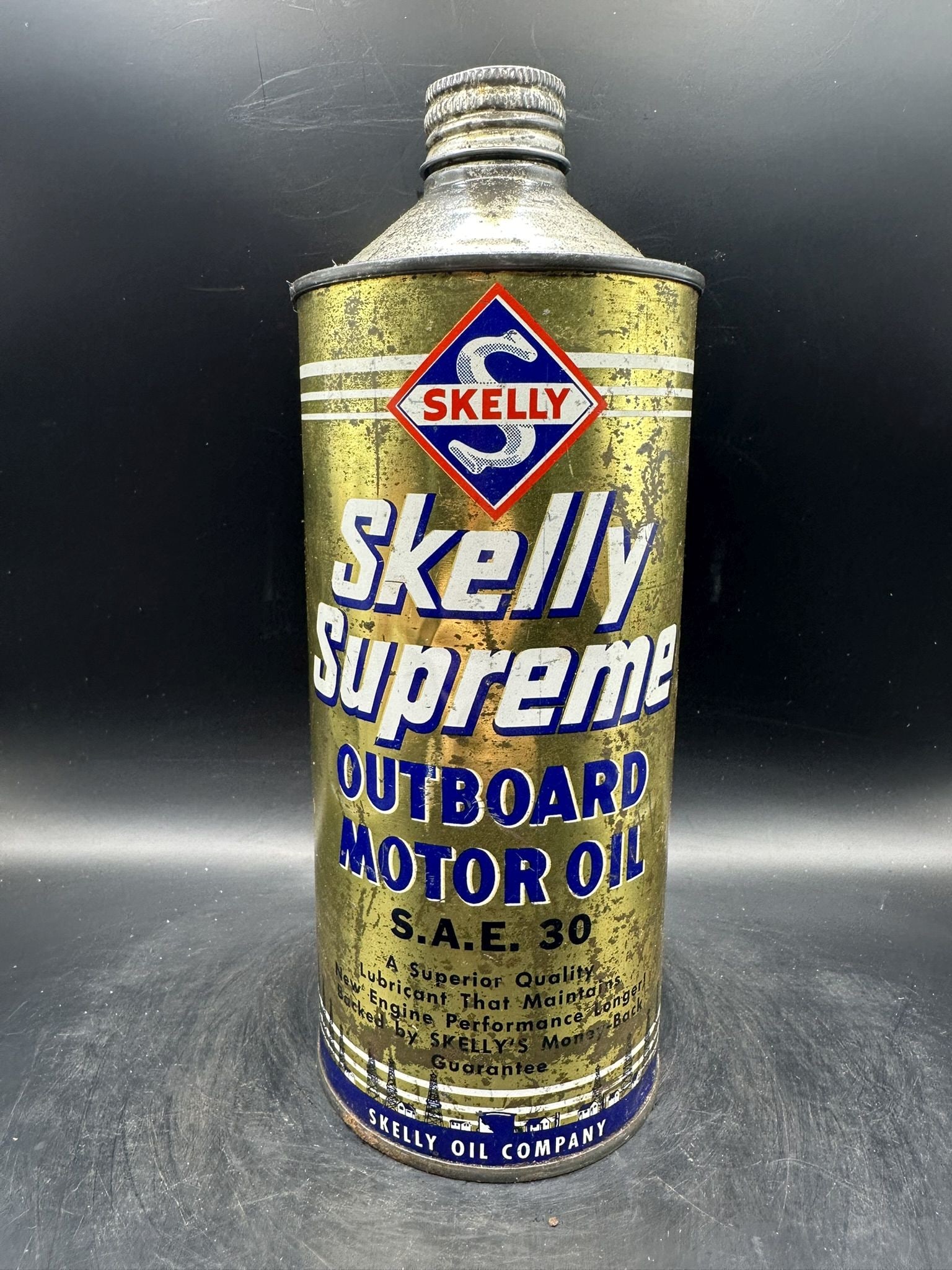 Skelly Supreme Outboard: Cone top, empty, condition throughout