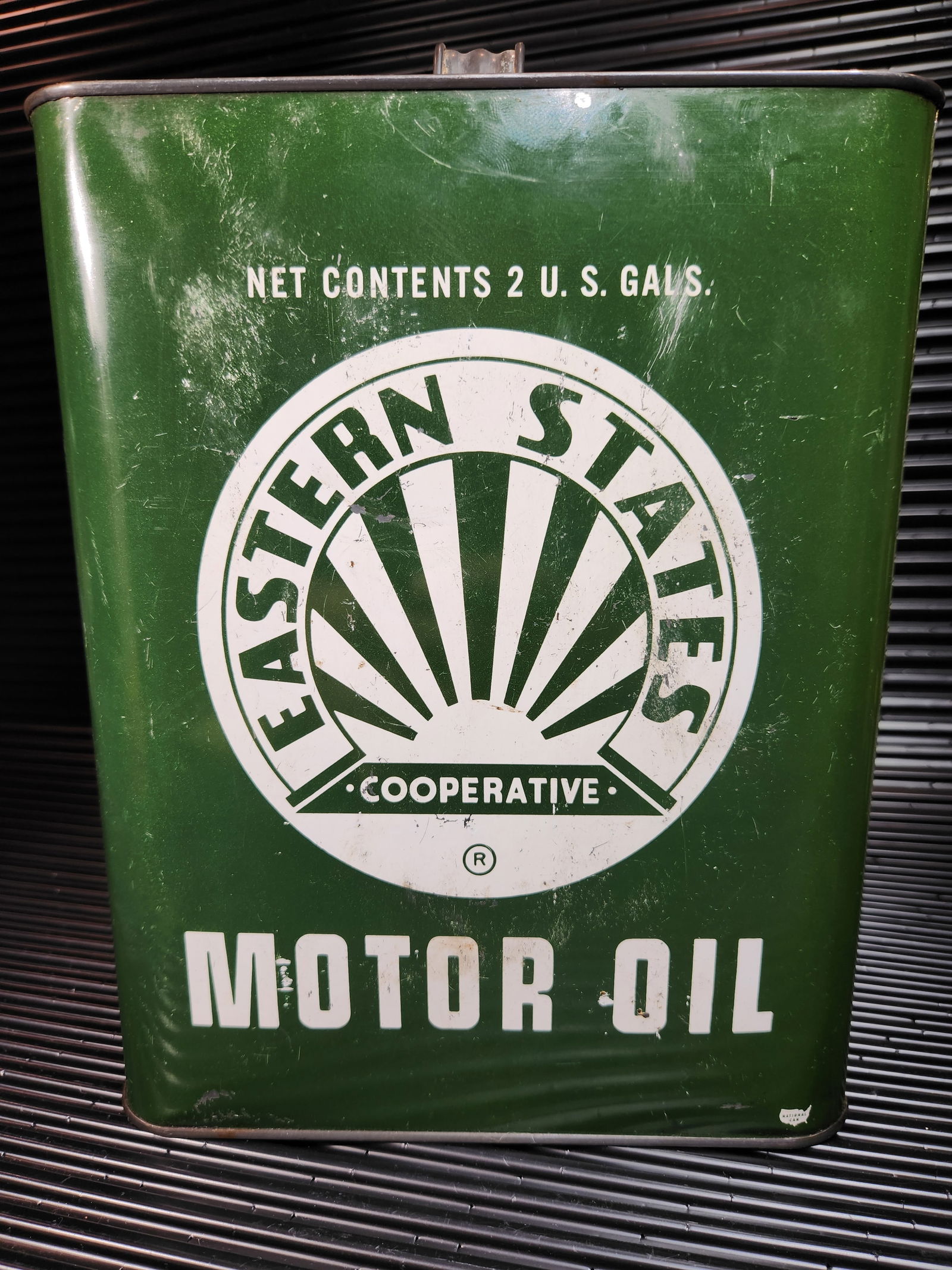 Eastern States Motor Oil 2 Gallon (1 of 6)