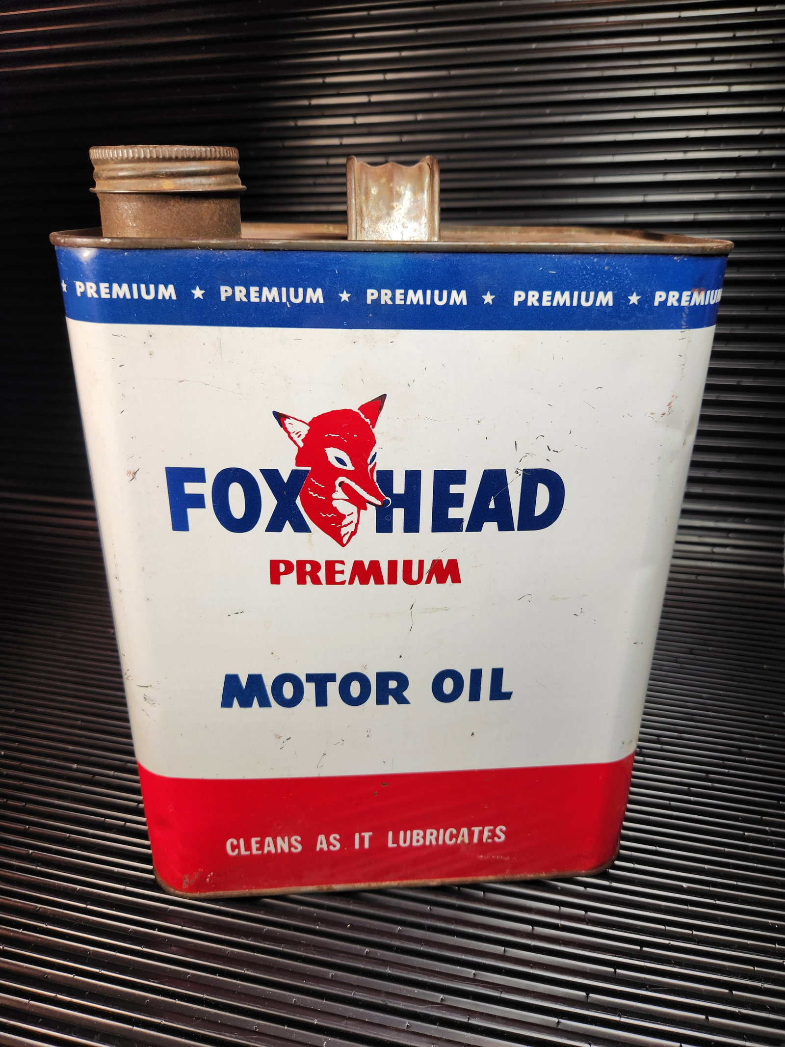 Fox Head Motor Oil 2 Gallon: Empty, light scratching & dents
