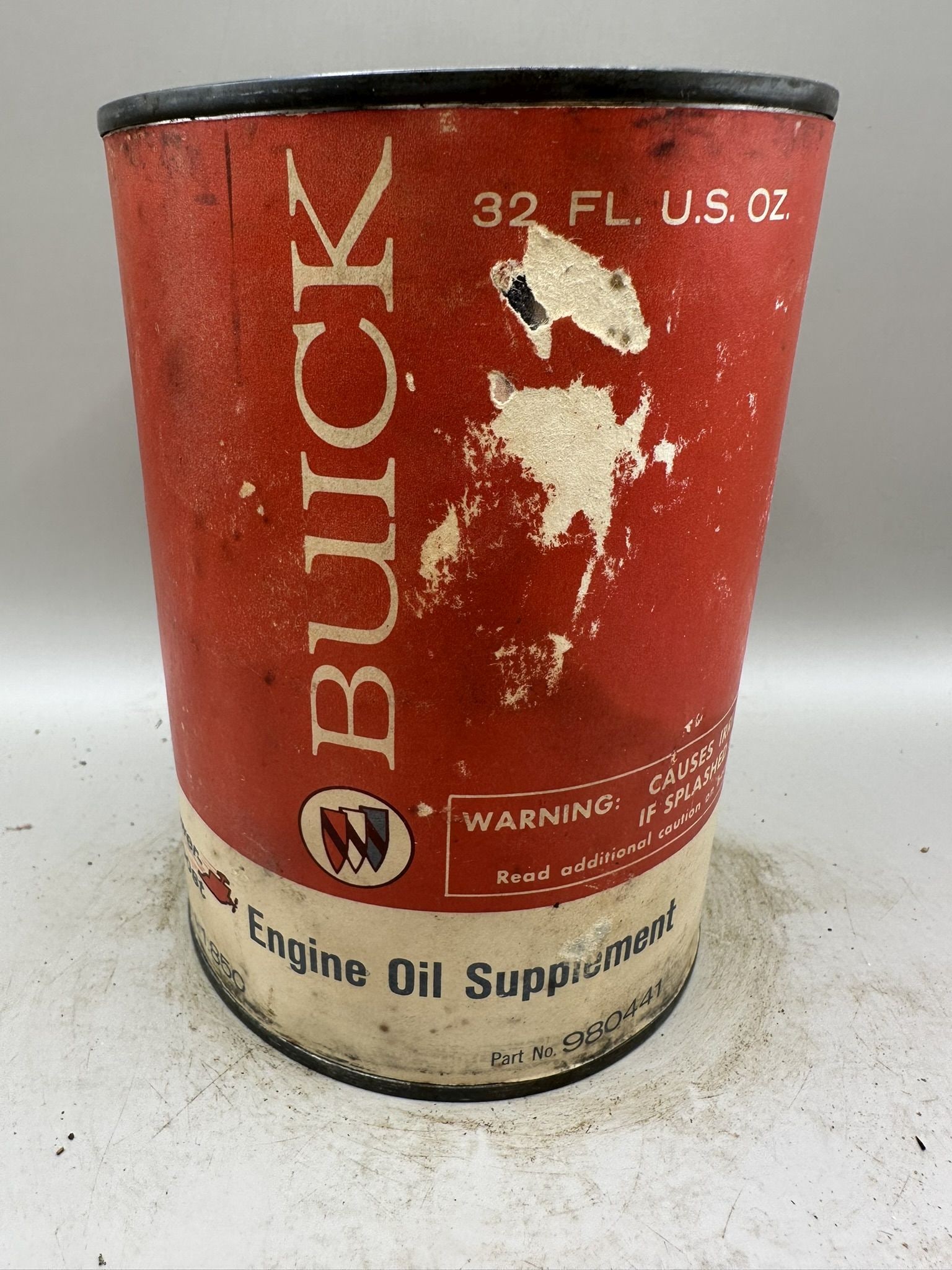 Buick Engine Oil Supplement: Condition as shown, full