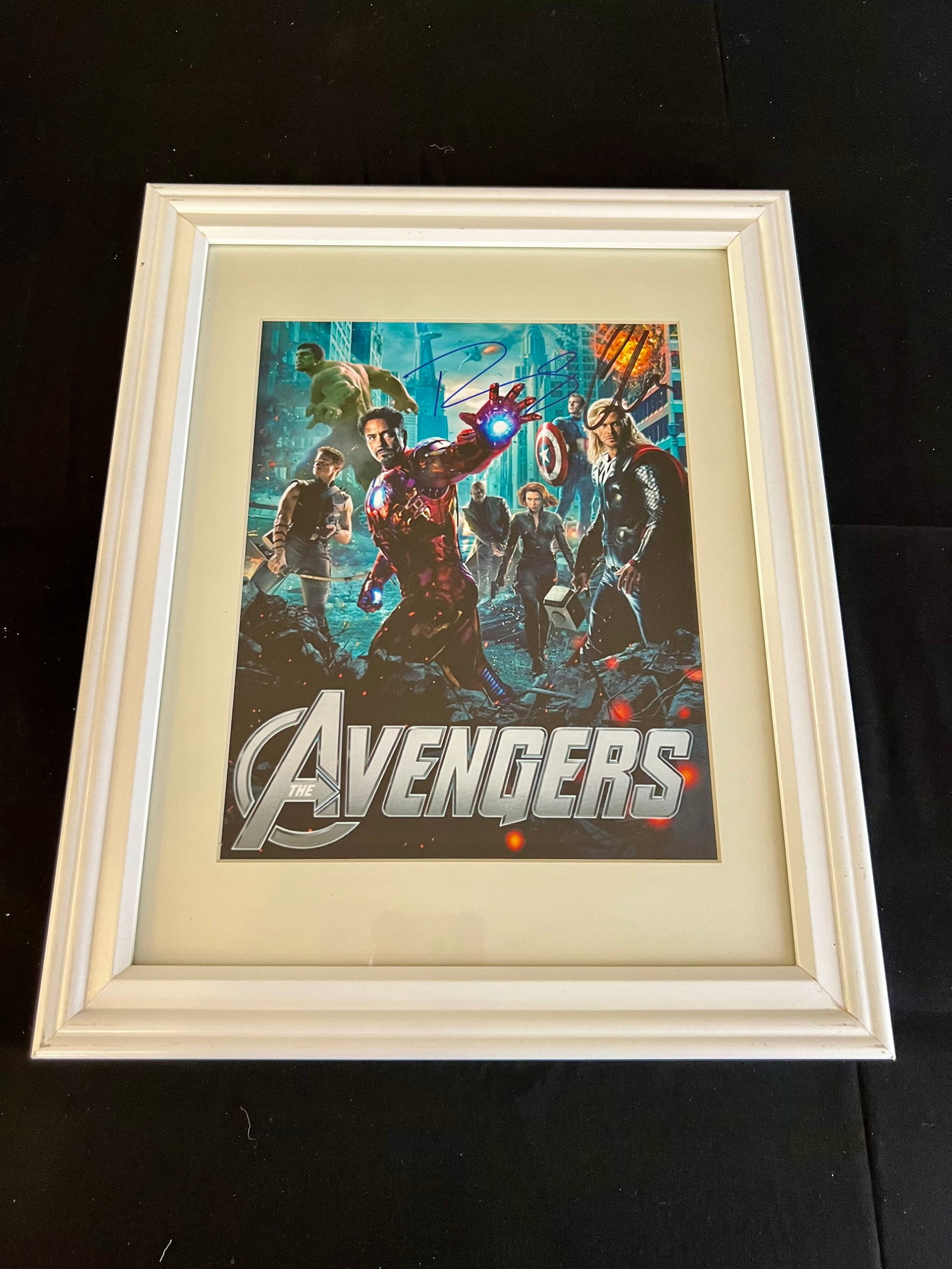 Chris Evans, Robert Downey, Jr. Marvel Avengers Autographed Signed COA Framed Picture (1 of 4)