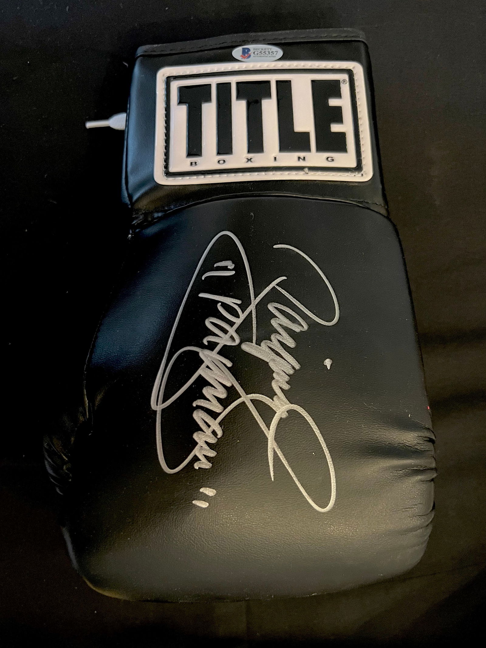 Manny Pacquiao Autographed Black Boxing Glove COA w/ Beckett (1 of 4)