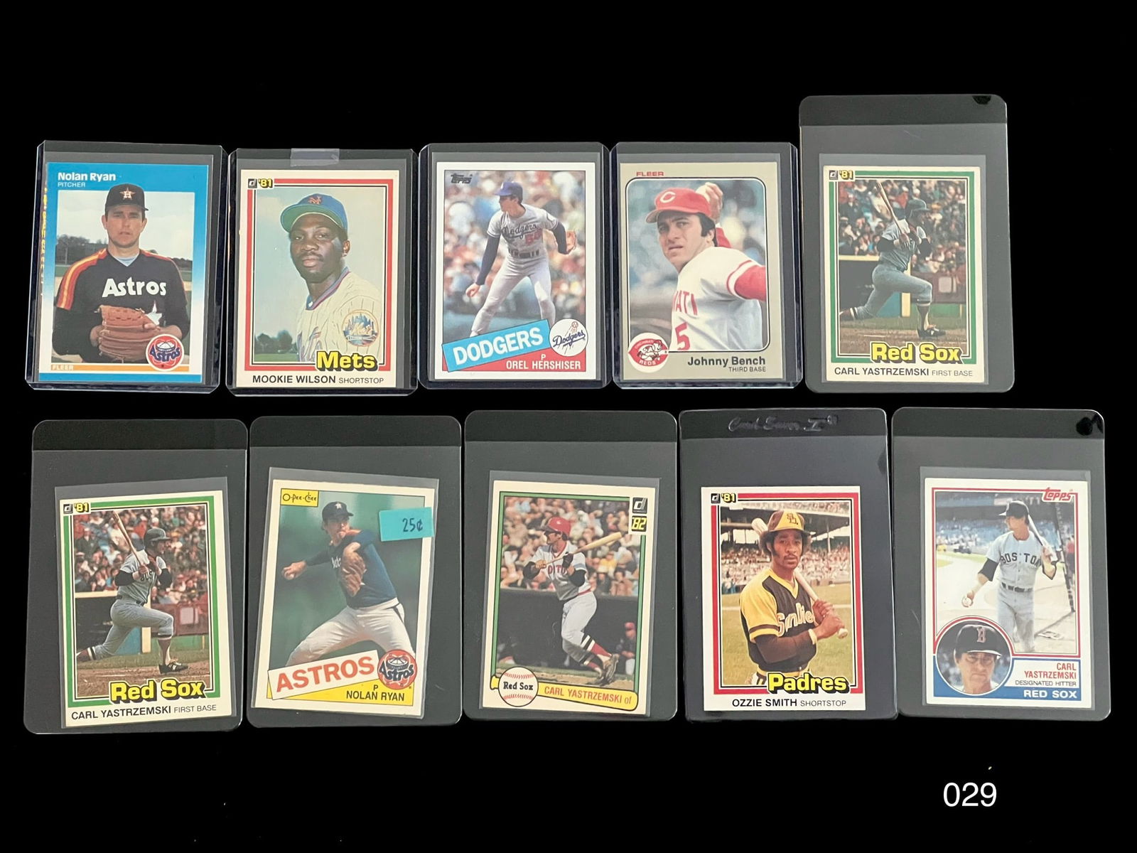 Vintage Baseball Card Lot with Carl Yastrzemski / Ozzie Smith / Nolan Ryan: Item: Vintage Baseball Card Lot with Carl Yastrzemski / Ozzie Smith / Nolan Ryan Please look at the pictures carefully to determine what you believe the condition of collectible is. Cole Lector Custom