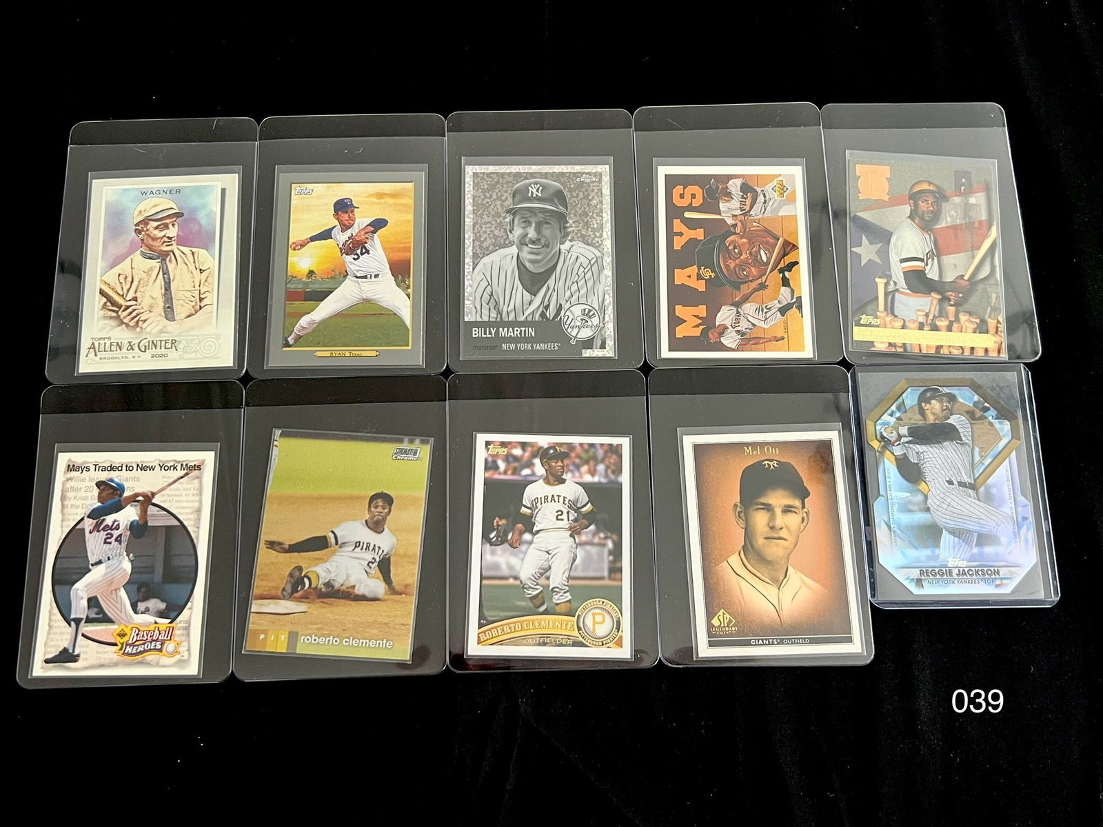 Vintage Baseball Card Lot with Roberto Clemente / Reggie Jackson / Nolan Ryan (1 of 2)