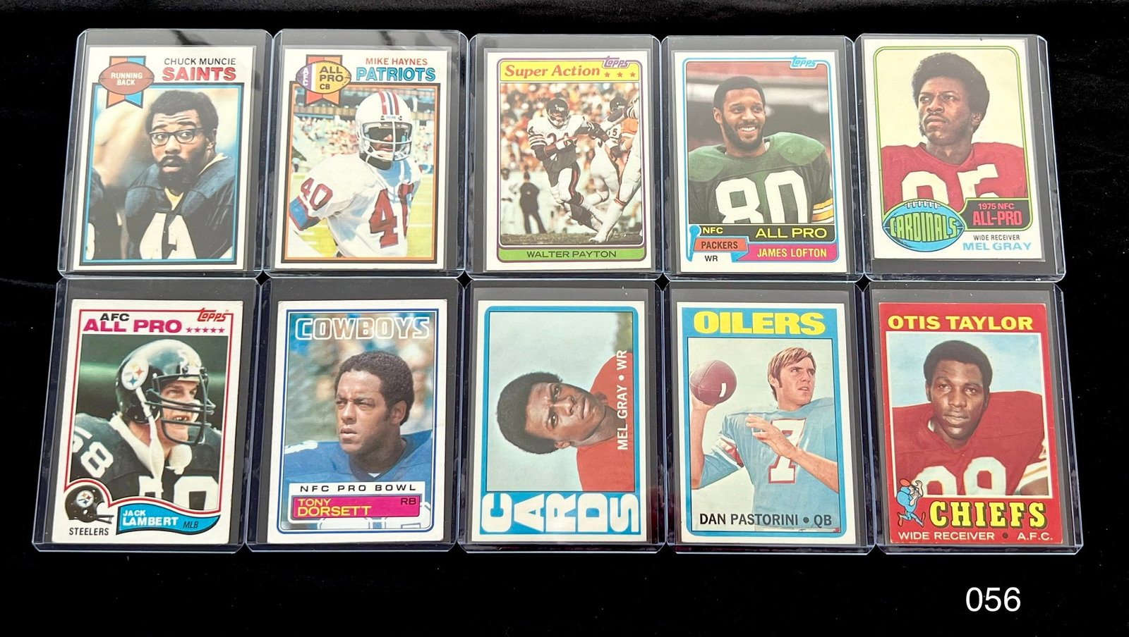 Vintage Football Card Lot with Walter Payton / James Lofton / Tony Dorsett: Item: Vintage Football Card Lot with Walter Payton / James Lofton / Tony Dorsett Please look at the pictures carefully to determine what you believe the condition of collectible is. We are not profess