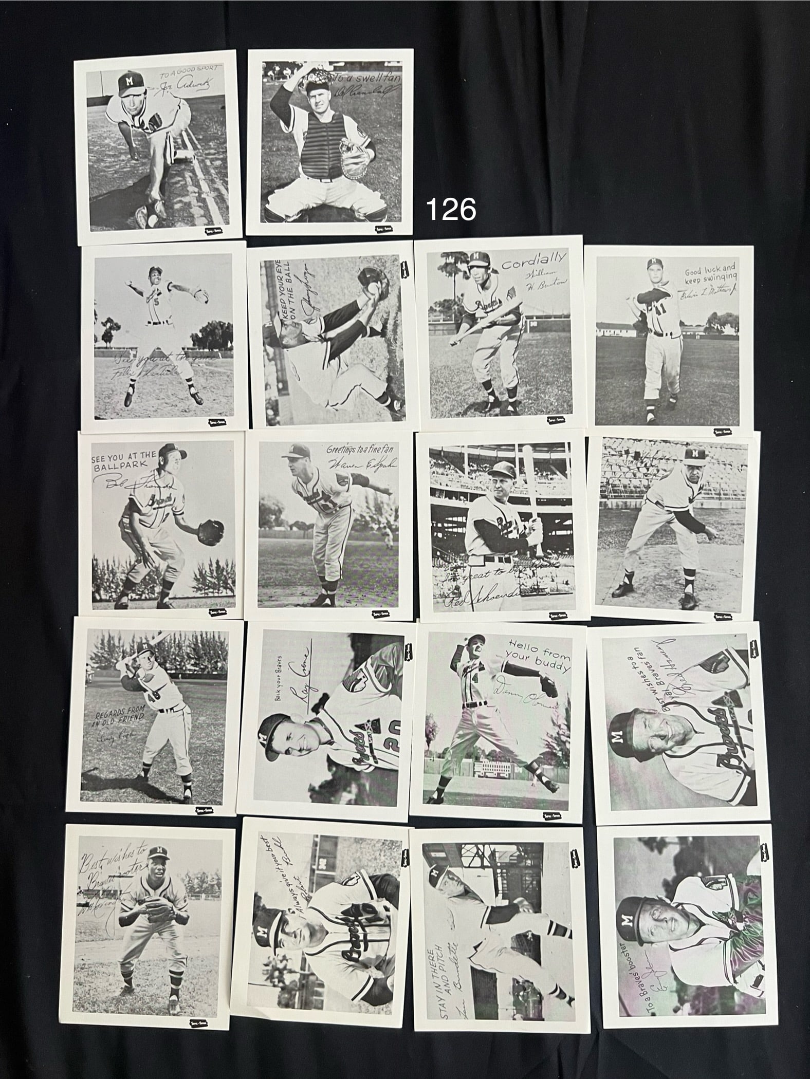 Vintage Baseball Card Lot of the Milwaukee Braves: Item: Vintage Baseball Card Lot of the Milwaukee Braves Please look at the pictures carefully to determine what you believe the condition of collectible is. We are not professional authenticators, and