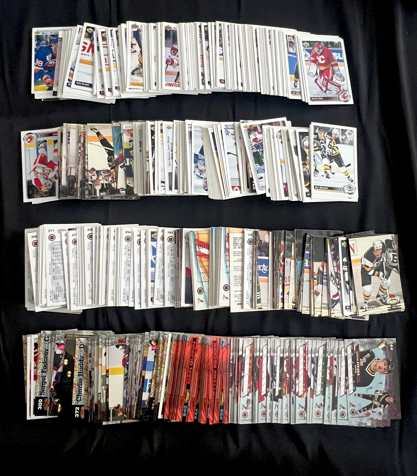 Unsearched Ice Hockey NHL Lot of Cards: Item: Unsearched Ice Hockey NHL Lot of Cards Please look at the pictures carefully to determine what you believe the condition of collectible is. We are not professional authenticators, and the condit