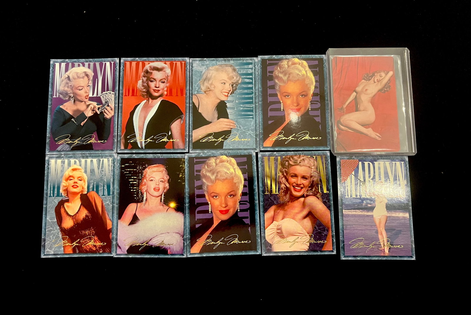 Rare Marilyn Monroe Trading Cards Including One Nude Playing Card: Item: Rare Marilyn Monroe Trading Cards Including One Nude Playing Card Please look at the pictures carefully to determine what you believe the condition of this collectible is. We are not professiona
