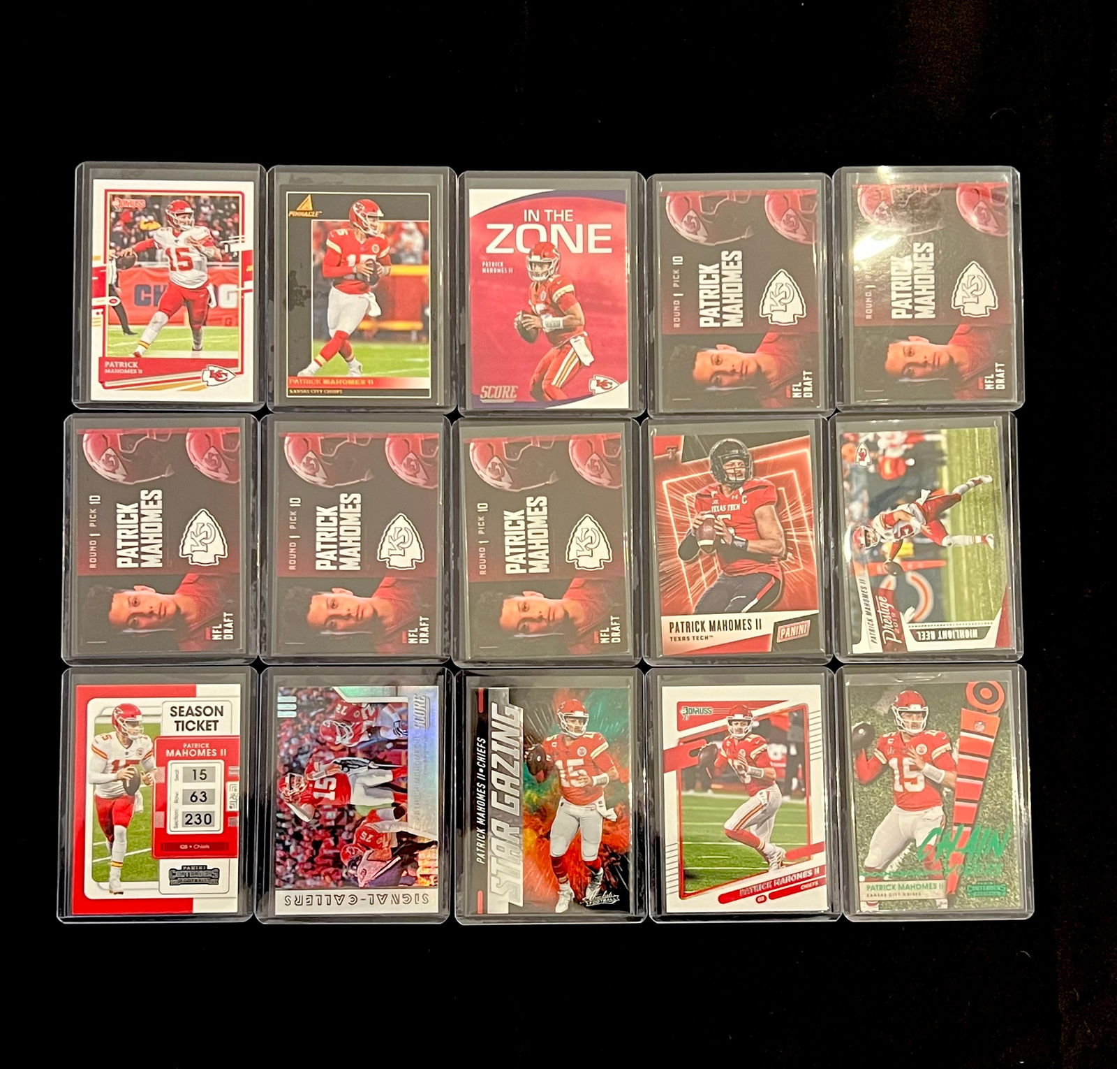 Patrick Mahomes Large Football Card Lot. Including Rookie Cards / College Cards / Prizm and More (1 of 3)
